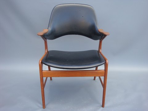 Chair Danish design from 1960´s. 5000m2 Showroom.
