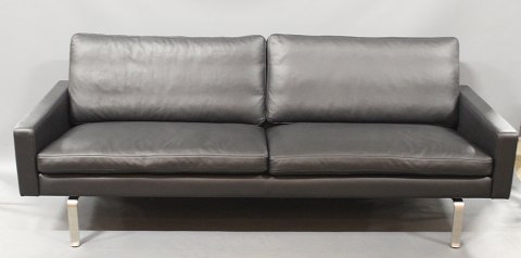 3 Person sofa - Black leather - 1960s