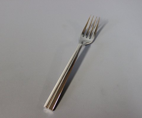 Dinner fork, GRAND CRU, in Rosendahl.
5000m2 showroom.
