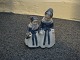 Royal Figurine No. 1316, the Amager Girls. 
5000 m2 showroom.
