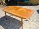 Dining table in teak with leaves. Danish design from the 1960s.
5000m2 showroom.
