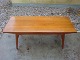 Coffee table in teak that can be adjusted into a dining table. Danish design 
from the 1960s. 5000m2 Showroom.