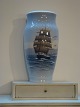 Large Royal vase with ship motive  No. 2108-13. Height 43.5 cm and first.
5000m2 showroom.