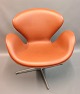 Fritz Hansen - Swan Armchair FH3320  with cognac colored leather elegance  in 
good condition 5000 m2 showroom