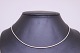 Short necklace of 925 sterling silver, stamped JAa.
5000m2 showroom.