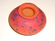 Fransk glasvase i en flot orange /blå farve. 
H: 12 cm Dia: 16 cm.
5000 m2 udstilling.