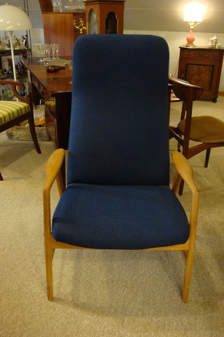 A Lounge chair Design Alf Svensson model 4312 5000m2 Showroom.