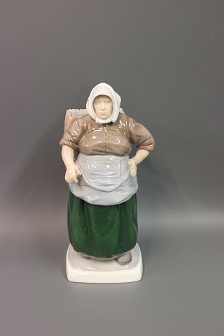 Figurine from
B&G no 1702a.  Forest ranger