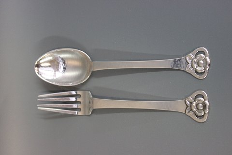 Evald Nielsen child cutlery, spoon and fork, no. 9,  in 830 silver, from 1924.
5000m2 showroom.