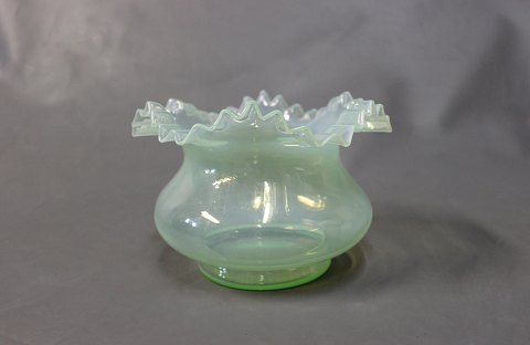 Green glass bowl by Funens Glassworks from around the 1910-20s.
5000m2 showroom.
