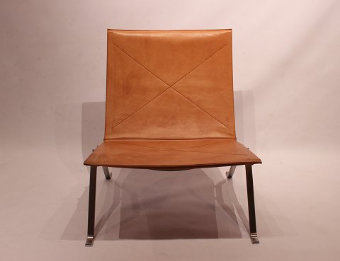 Hvilestol, model PK22, designet af Poul Kjærholm i 1955 og fremstillet hos Fritz 
Hansen i 2016
5000m2 udstilling.