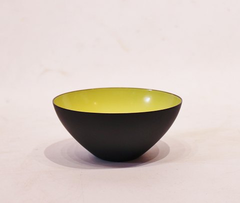 Krenit skål af Herbert Krenchel af sort metal med lysegrøn emalje, fra 1960erne.
5000m2 udstilling.