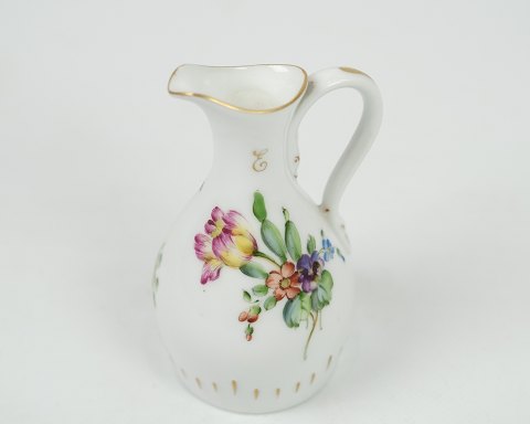 B&G, oil jug, Saxon flower
Great condition
