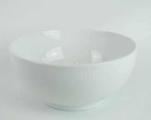 Royal Copenhagen, white fluted bowl, Arnold Krog, Ø18
Great condition
