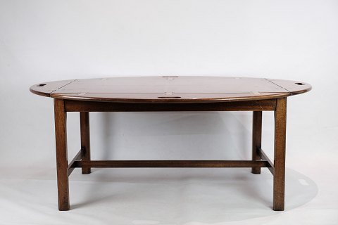 Large butler table in mahogany from around the 1950s. 5000m2 exhibition
Great condition
