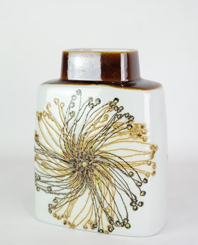 Fajance vase, Ellen Malmer, Royal Copenhagen, 635/3121
Flot stand
