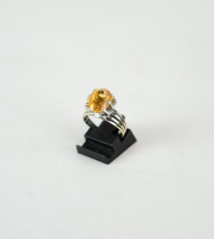Ring, 14 carat gold, Orange citrine stone, Ring size 55
Great condition
