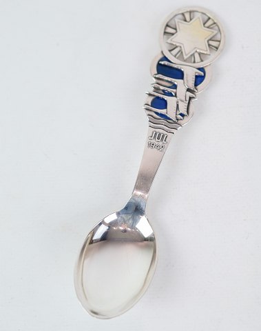 Christmas spoon, sterling silver, 1942
Great condition

