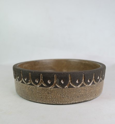 Bowl - Dark brown - Dandelion Ceramic - 1960sGreat condition