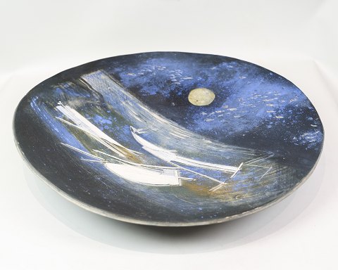 Unique Ceramic Dish - Motif of Boats Sailing Under a Moonlit Sky - Jeppe 
Hagedorn-Olsen (1929–2011)
Great condition
