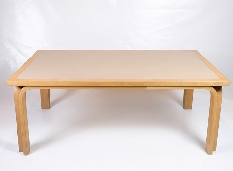 Coffee Table With Linoleum Surface - Beech Wood - Magnus Olsen
Great condition
