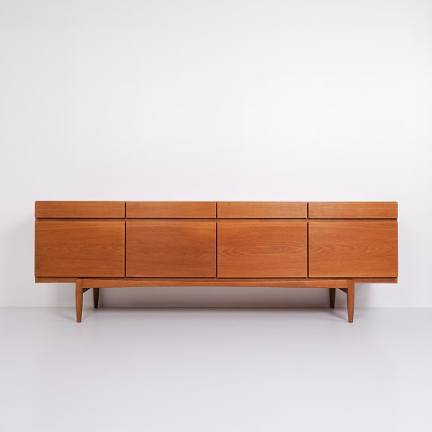 Sideboard - Oak - Ib Kofod-Larsen - Model FA66 - Faarup Furniture Factory - 
1960s
