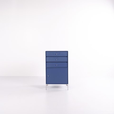 Cabinet / Filing Cabinet – Montana – Blue – Chrome Legs – 3 Drawers & 1 Door
Great condition
