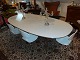 Hvidt Piet hegn superelipse spisebord 120*240 cm med stålkant 
5000 m2 udstilling
