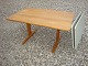 Dining / Shaker table in light oak 140 * 90 two original leaves at 2 * 50 5000 
m2 showroom
