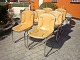 7 stk stole med lyse brunt skind og krom stel 
dansk design 
fra 1960érne 
5000 m2 udstilling