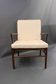 "Colonial" stol, model PJ 149, designet af Ole Wanscher i 1949 og fremstillet af 
P. Jeppesen i 1960erne.
5000m2 udstilling. 
