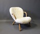 "The Clam Chair" originally designed by Phillip Arctander in 1944 and 
manufactured by Paustian.
5000m2 showroom.
