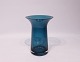 Simpel dark blue glass vase from Rosendahl.
5000m2 showroom.