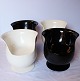 Lounge chair - Cups - White and black - Hard plastic - 1980s