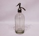 Antique french flask of clear glass.
5000m2 showroom.