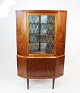 Corner cabinet with bar cabinet in rosewood of danish design from the 1960s.
Great condition

