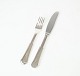 Dinner knife and fork of heritage silver number 8 by Hans Hansen.
5000m2 showroom.