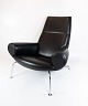 The Queen chair, model EJ 101, designed by Hans J. Wegner and manufactured by 
Erik Jørgensen.
5000m2 showroom.