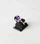 Ring decorated with amethyst and of 14 carat gold, stamped HJ.