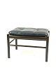 Colonial stool designed by Ole Wanscher and manufactured by P. Jeppesen.
5000m2 showroom.
Great condition
