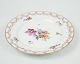 Antique royal plate pierced in patterned Saxon flower with 3 waves.
Dimensions in cm: H: 3 Dia: 22.5
Great condition
